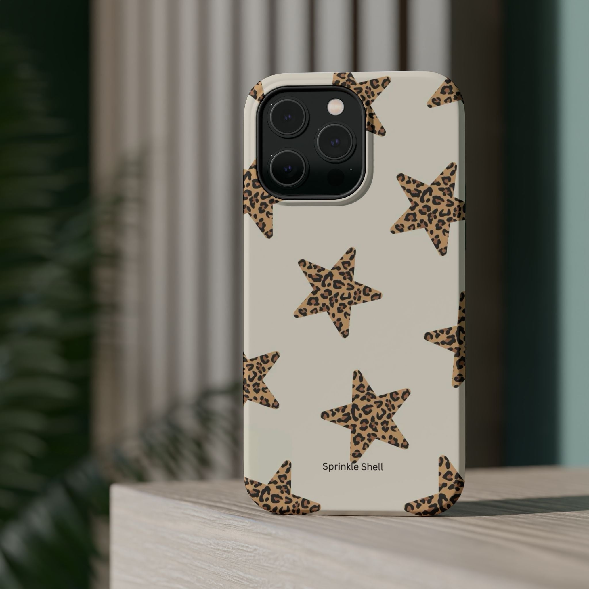 MagSafe Cheetah Print Stars iPhone Case