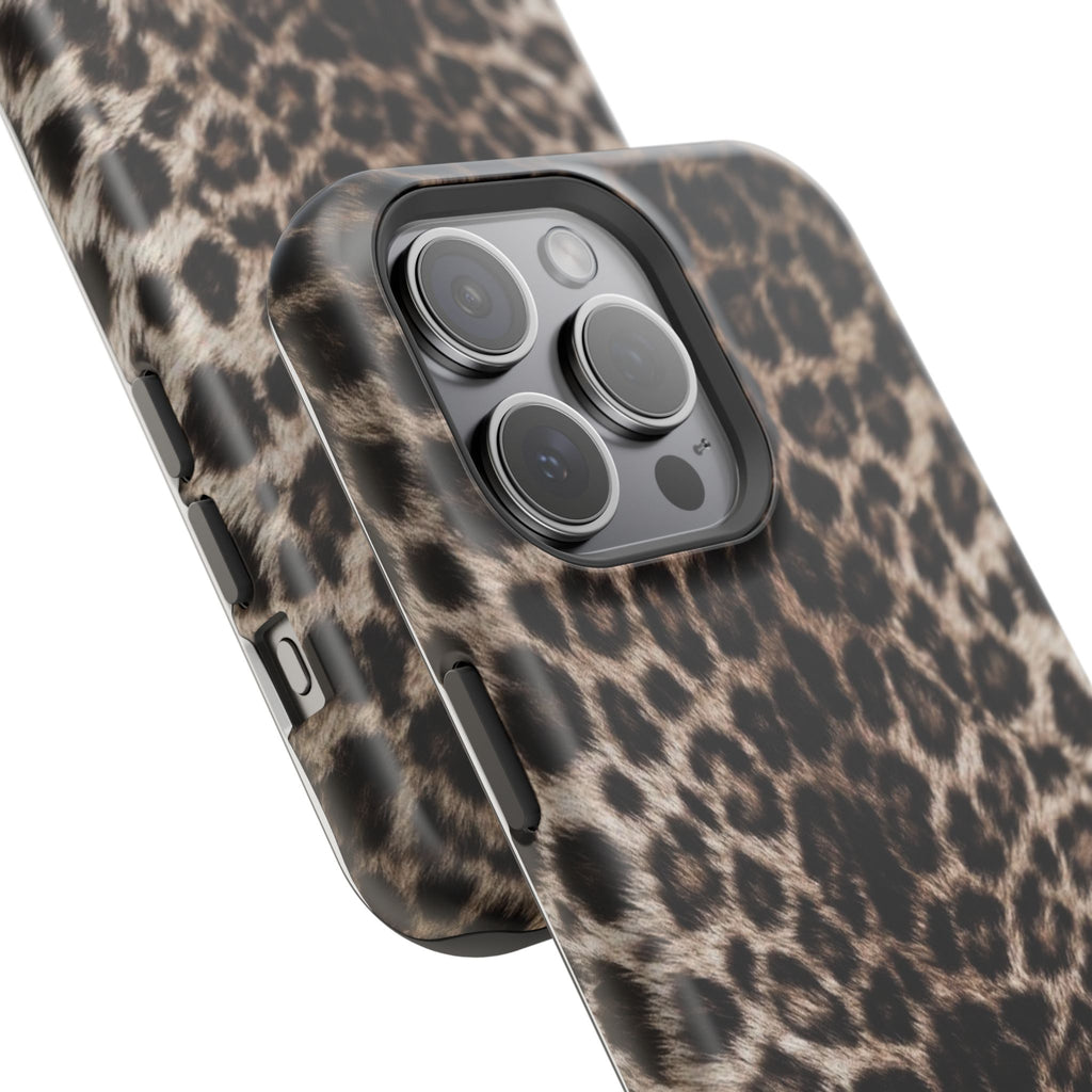 MagSafe cheetah print case