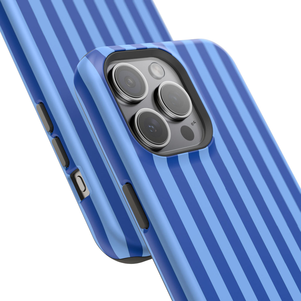 MagSafe blue striped case
