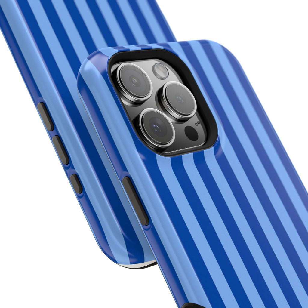 MagSafe blue striped case