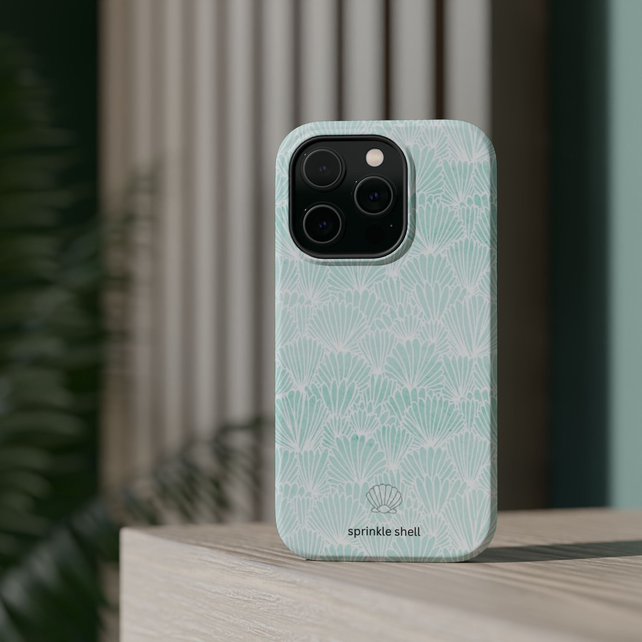 MagSafe Teal Shell Iphone case