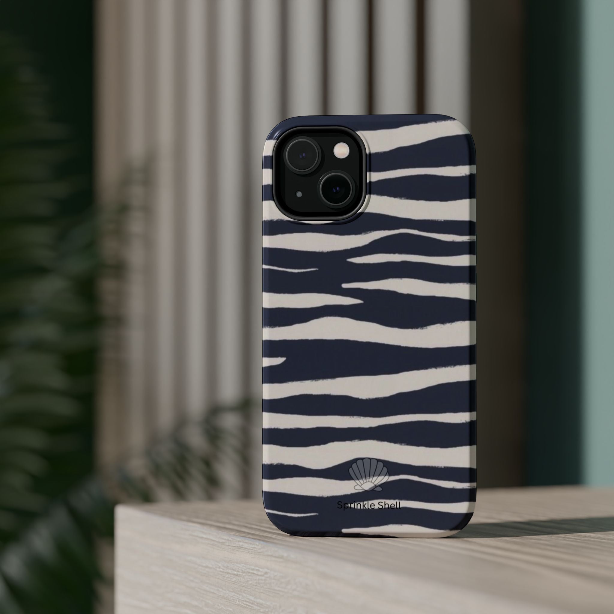 MagSafe Blue zebra print case