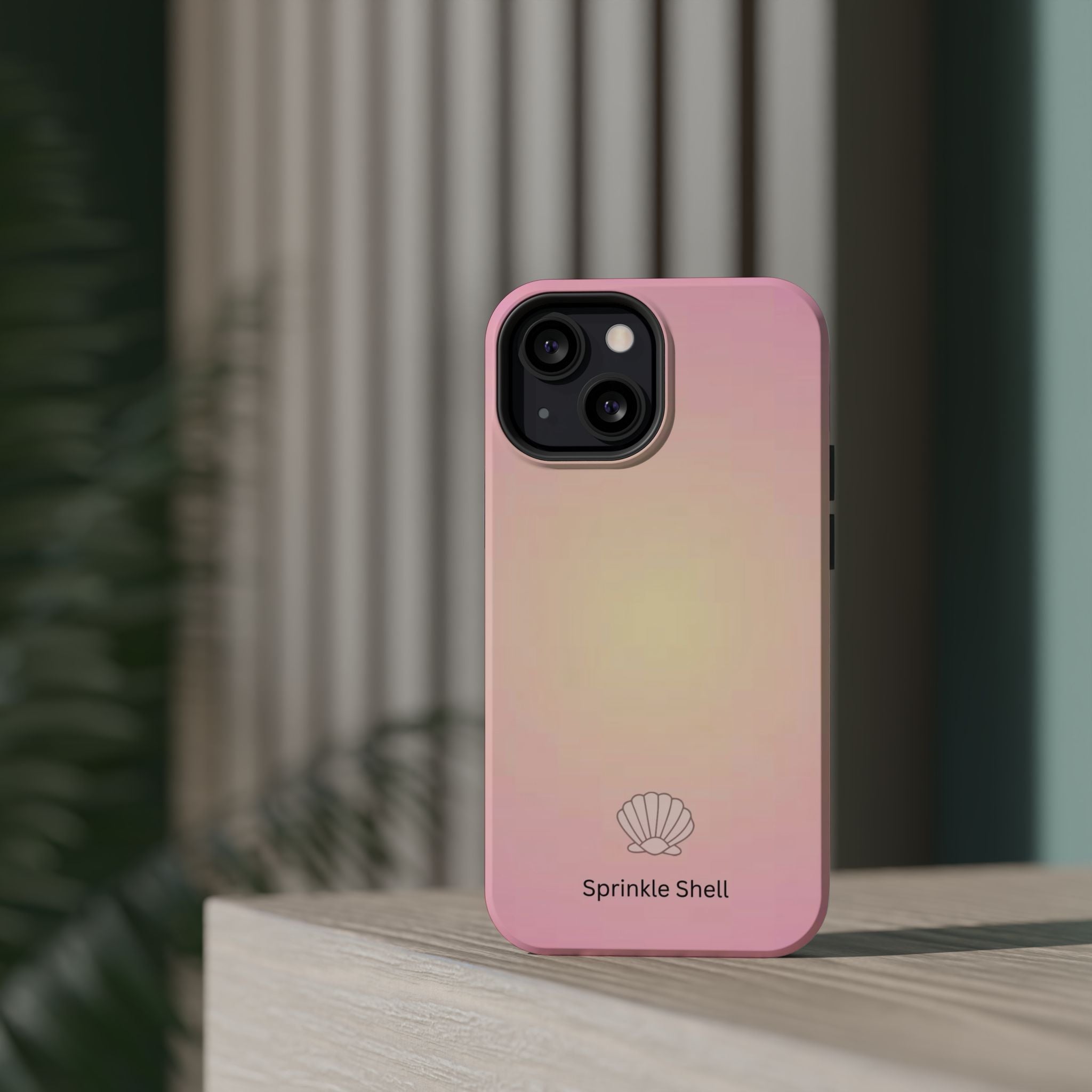 MagSafe light pink and yellow aura case