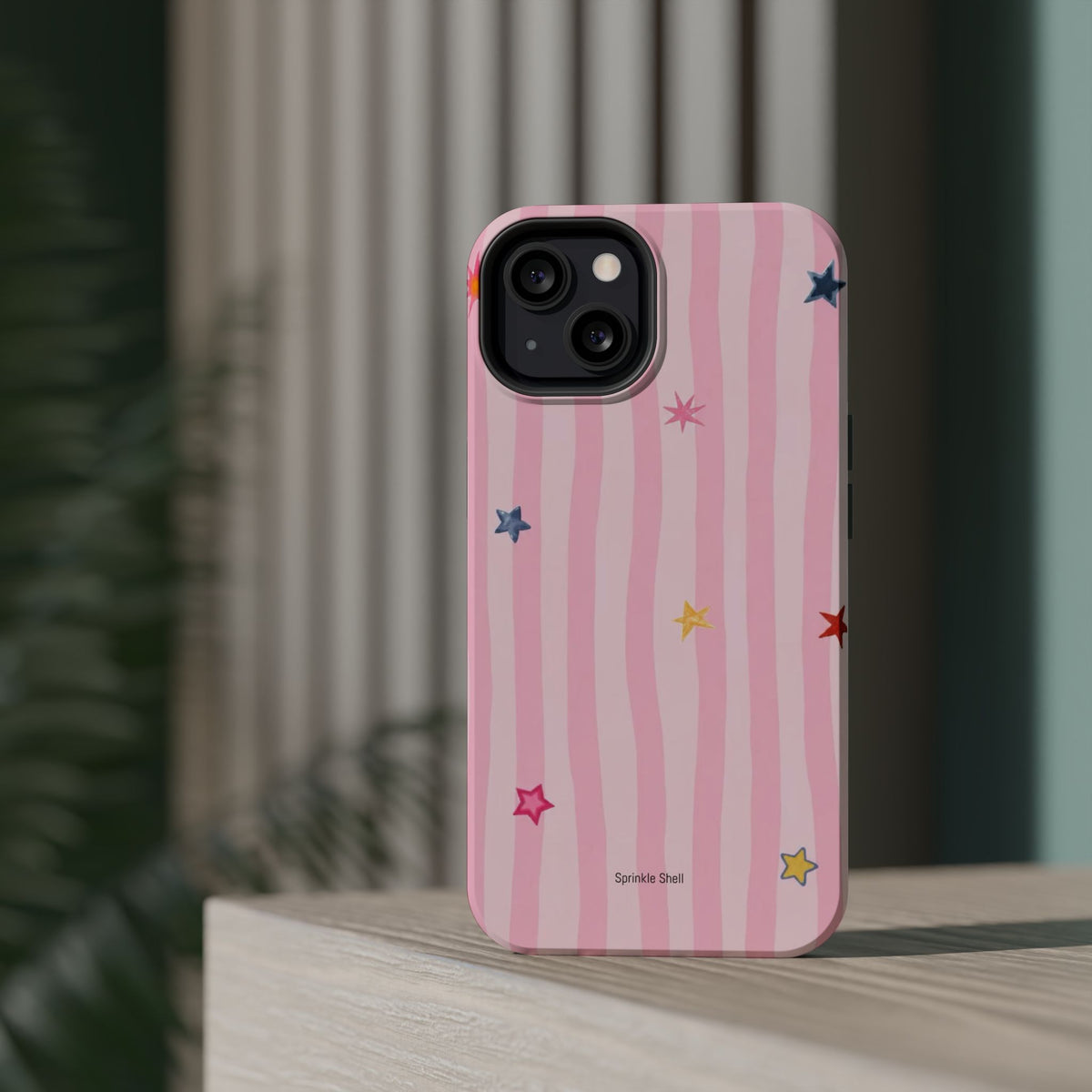 MagSafe pink lines & stars case