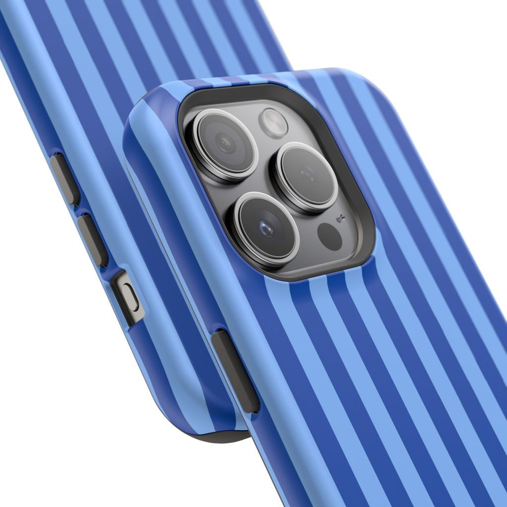 MagSafe blue striped case