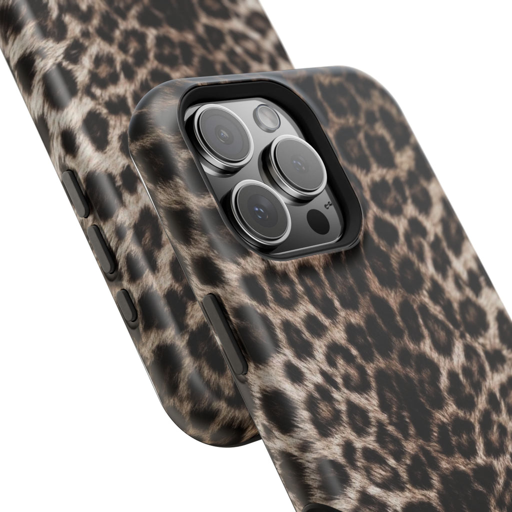 MagSafe cheetah print case