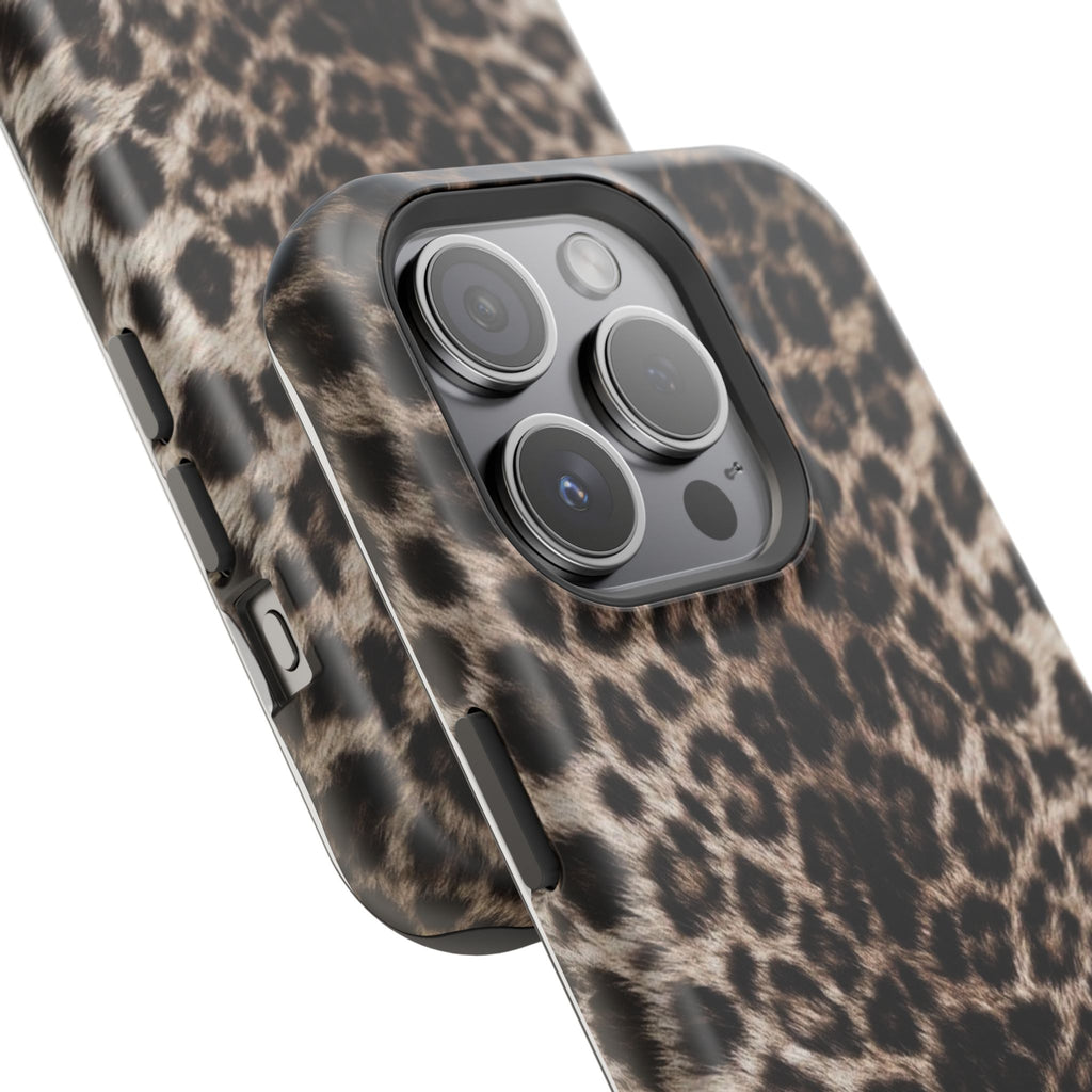 MagSafe cheetah print case