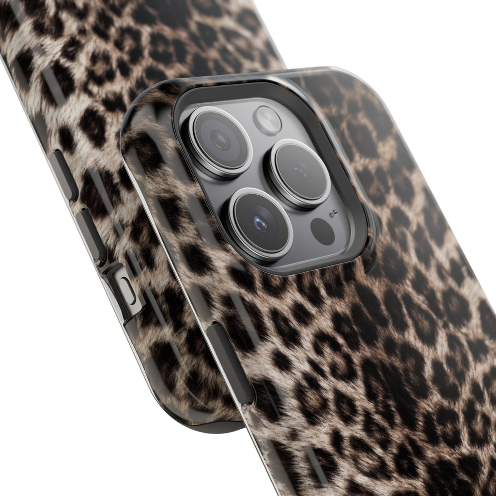 MagSafe cheetah print case