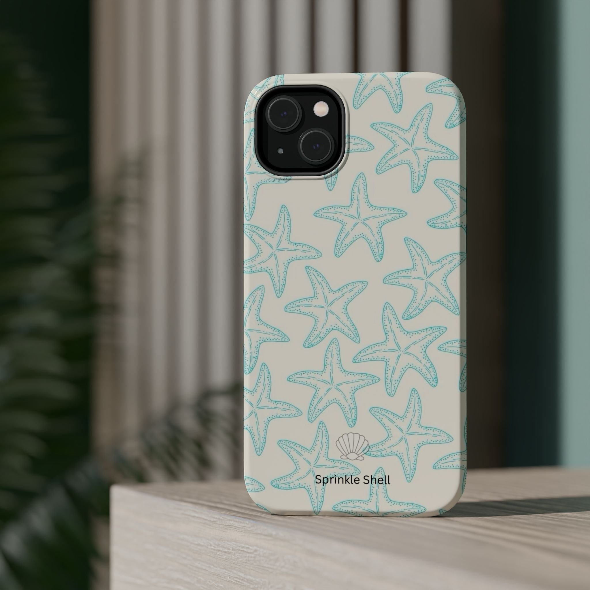 MagSafe teal starfish case