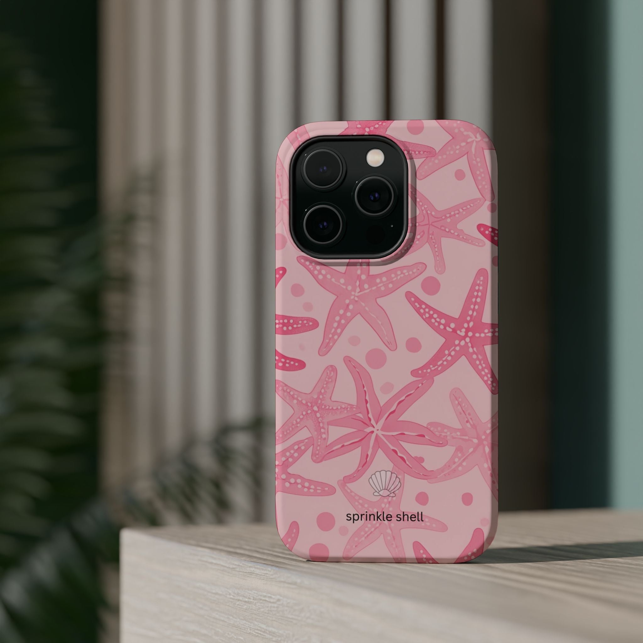 MagSafe Pink Starfish Iphone Case