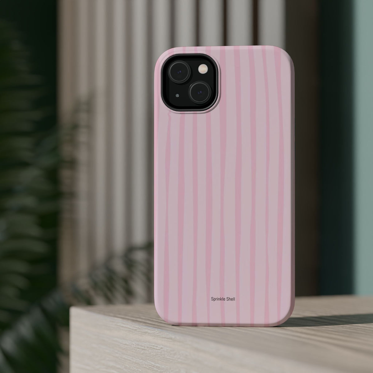 MagSafe pink uneven lines case