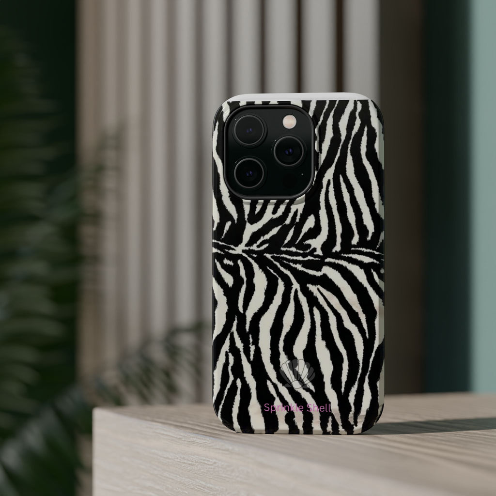 MagSafe black zebra print case