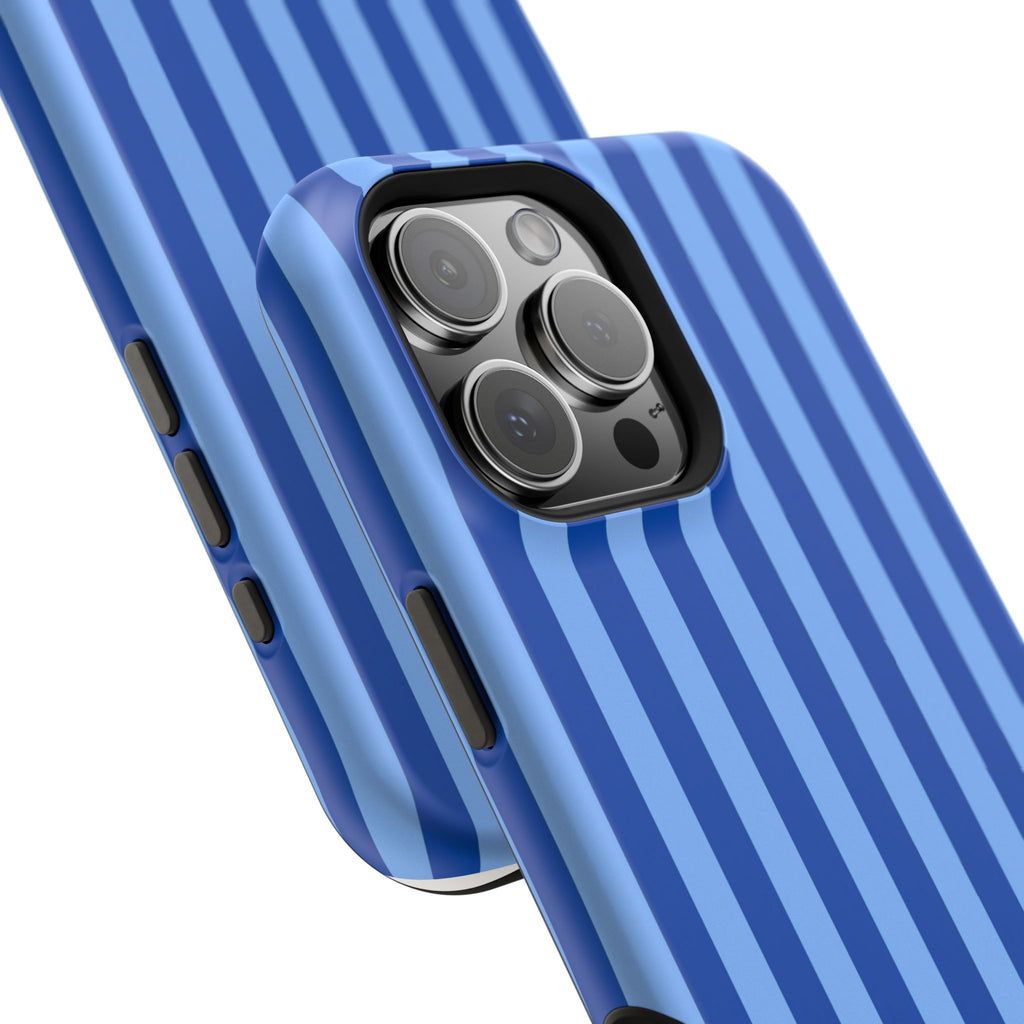 MagSafe blue striped case