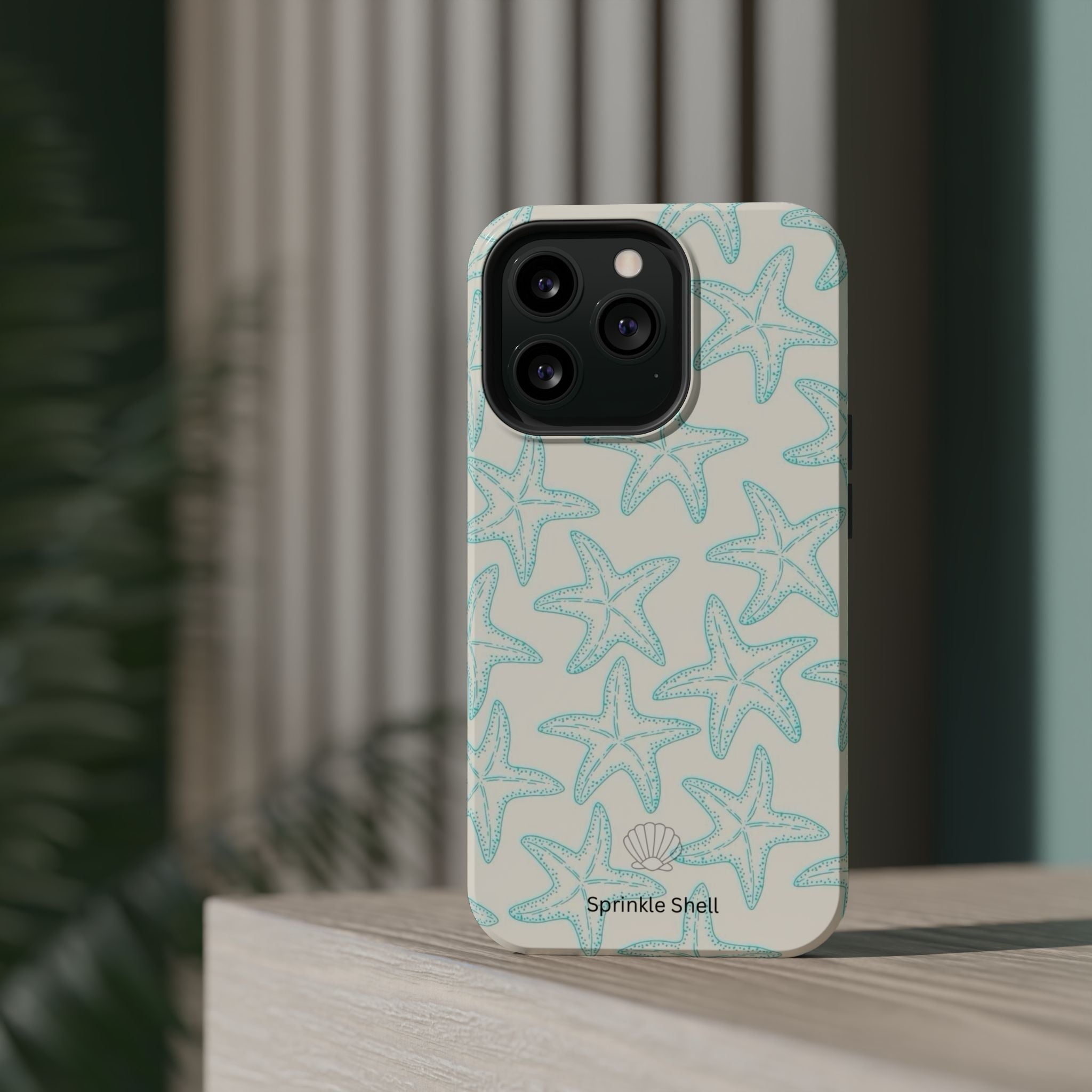 MagSafe teal starfish case