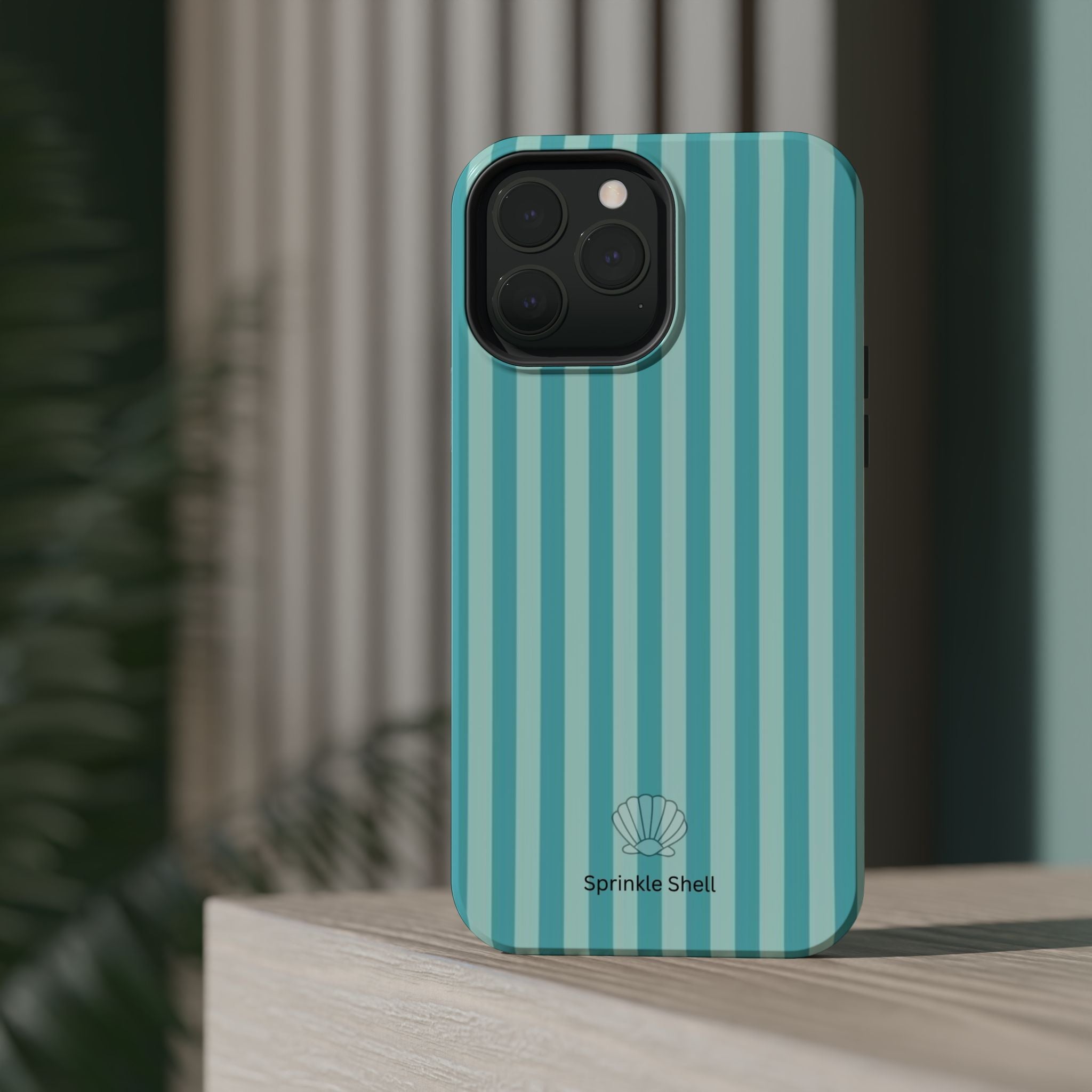 MagSafe teal striped case