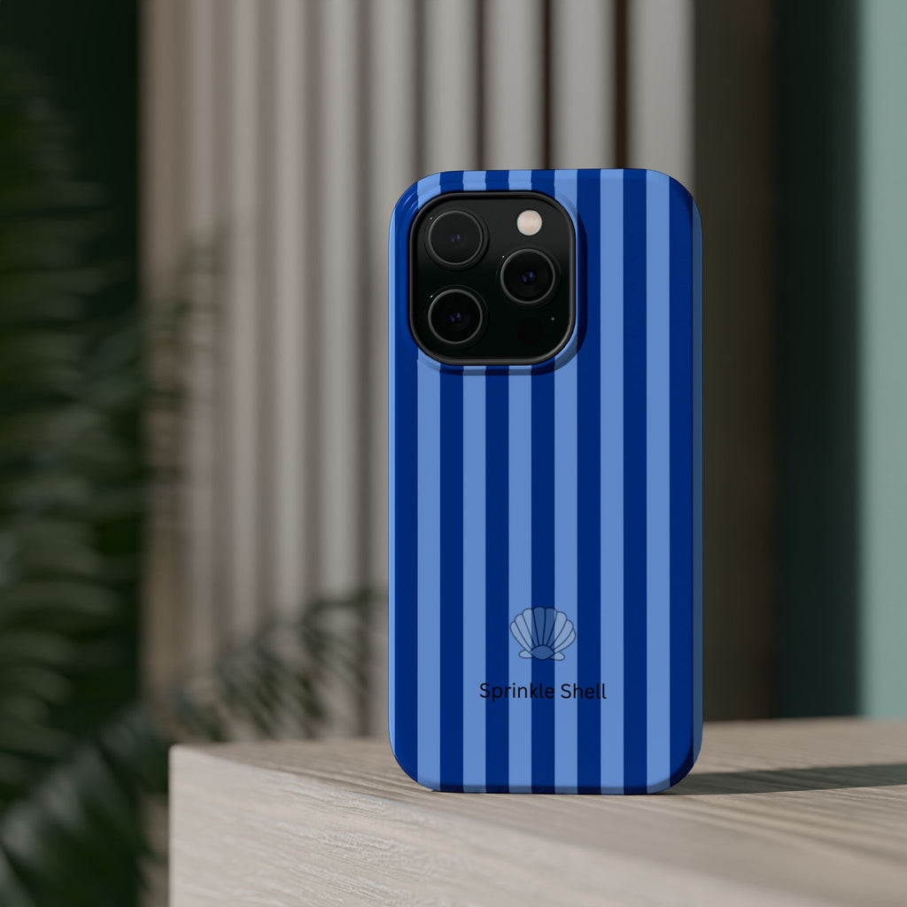 MagSafe blue striped case