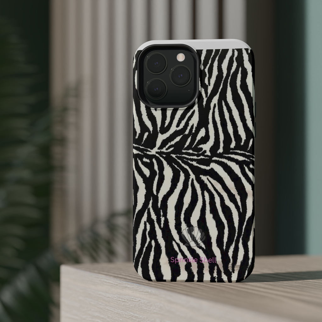 MagSafe black zebra print case